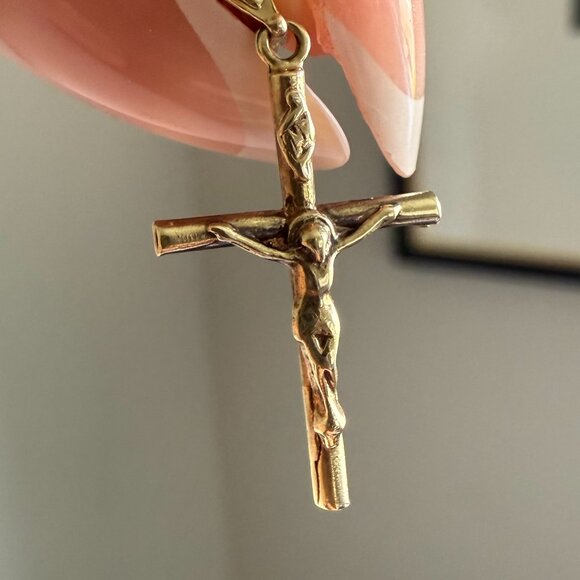 14K Solid Gold Cross Pendant - Picture 1 of 5